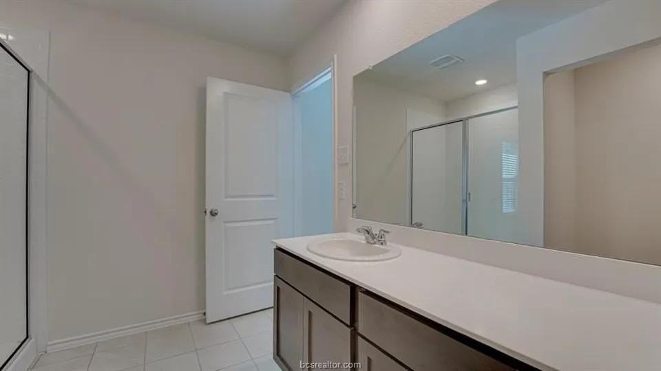 1014 Amistad Loop - Photo 5 of 8