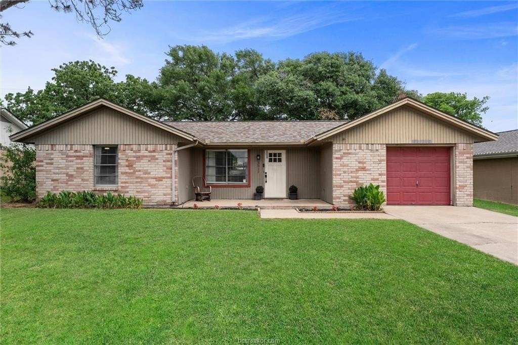 3511 Pecos St - Photo 3 of 23