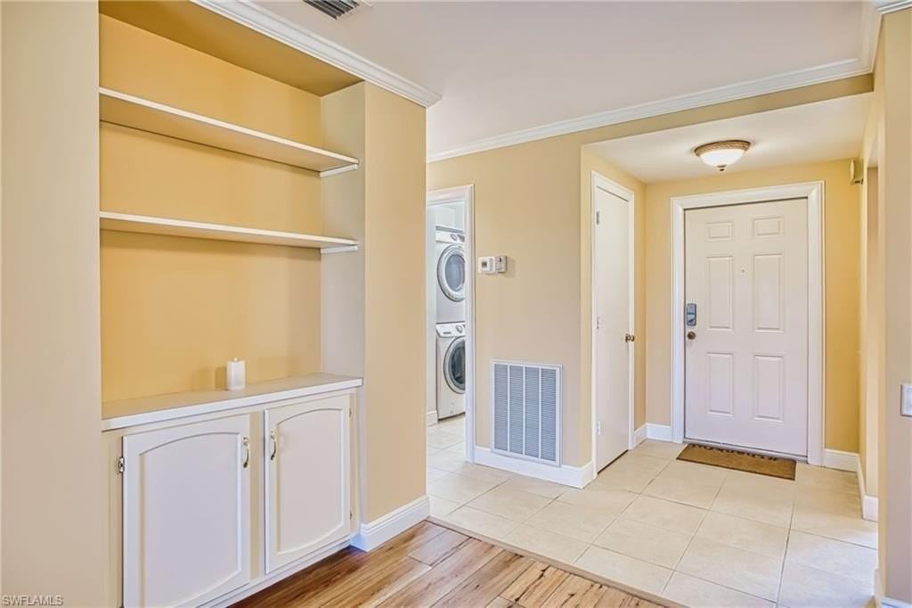 7402 Lake Breeze Dr Apt 306 - Photo 7 of 50