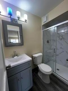 917 E 82nd St #2 - Photo 4 of 11