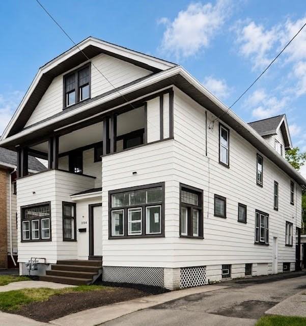 1786 Clifford Ave - Photo 2 of 19