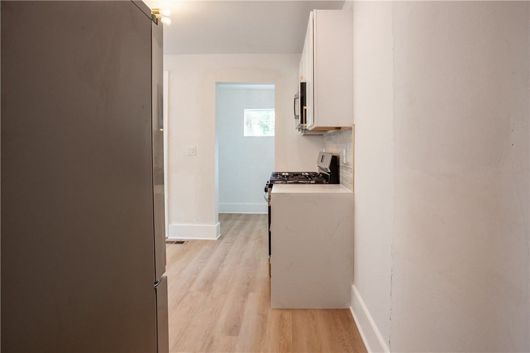1786 Clifford Ave - Photo 7 of 19