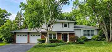 featured image of 28 Candlewood Dr