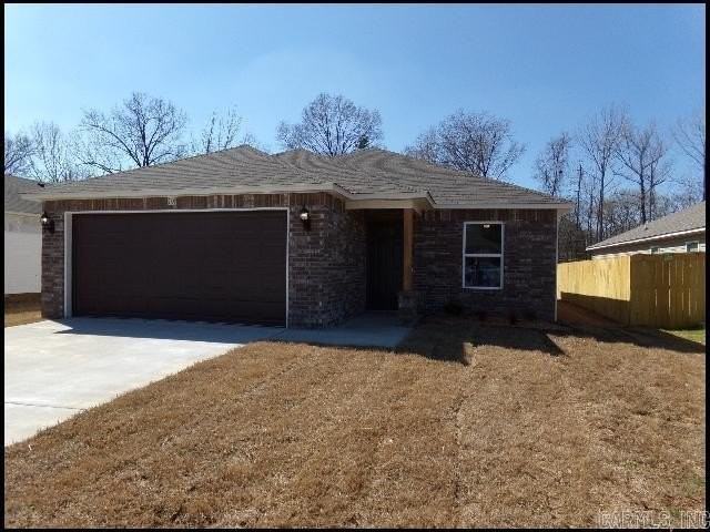 10 Big Bend Dr - Photo 2 of 24