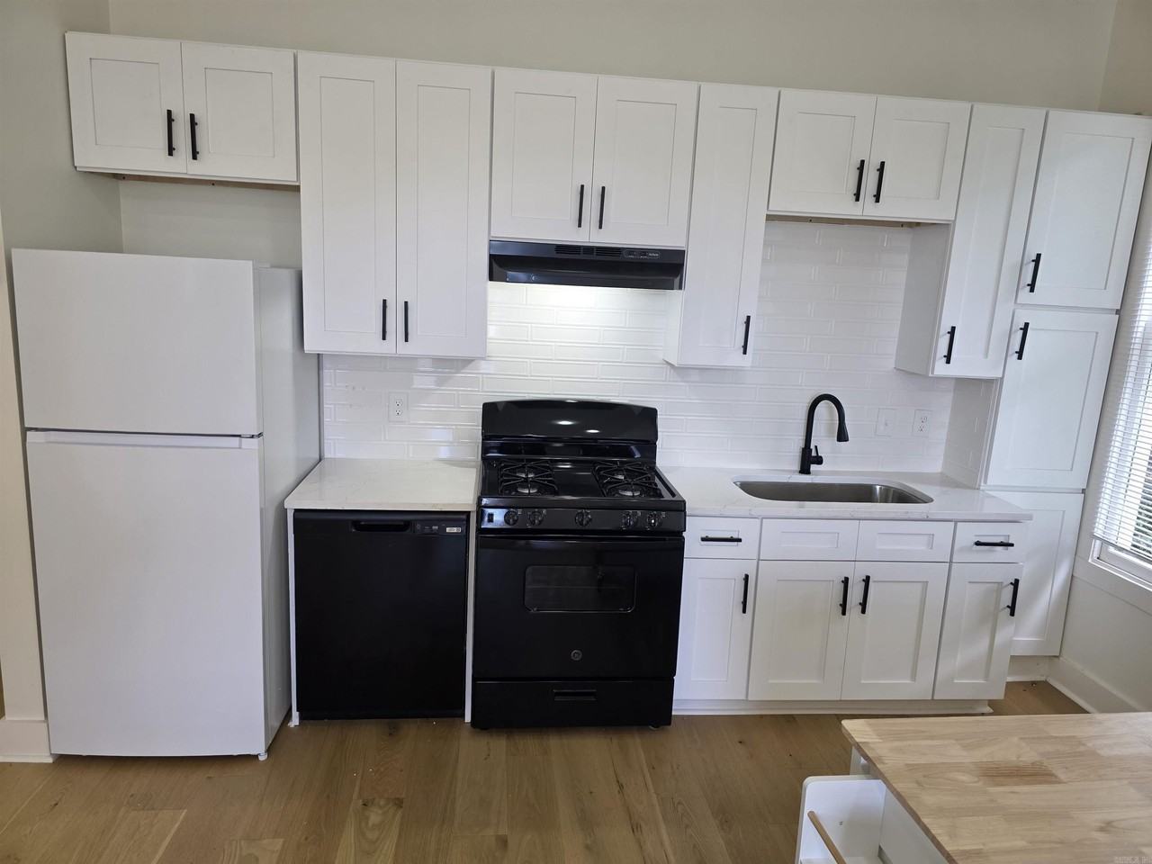 2324 W Daisy L Gatson Bates Dr #2 - Photo 6 of 17