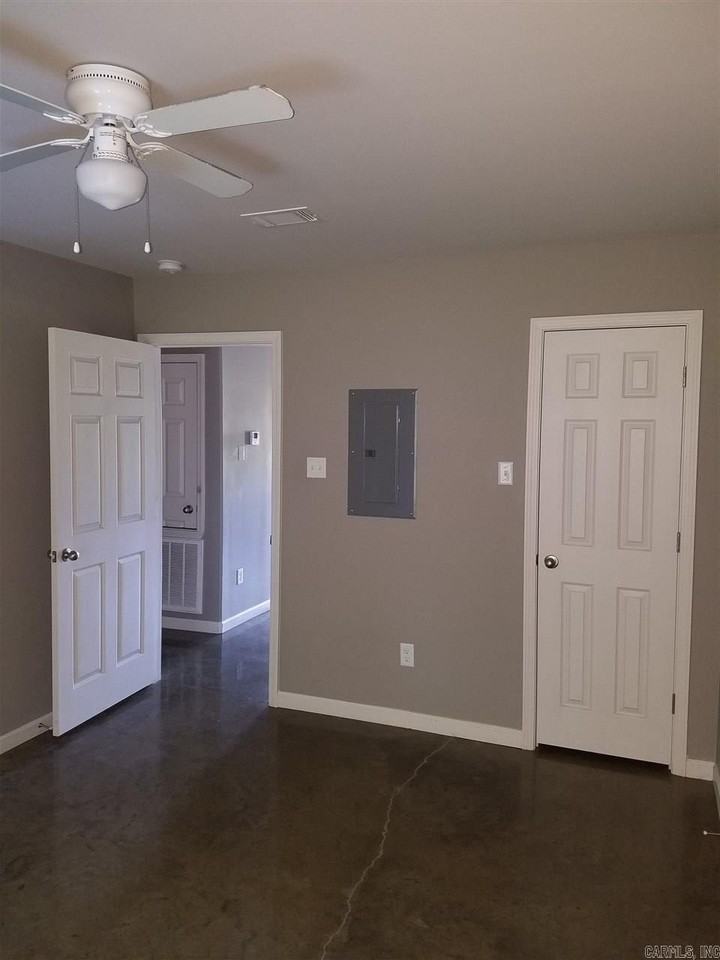 286 Bailey Rd - Photo 7 of 12
