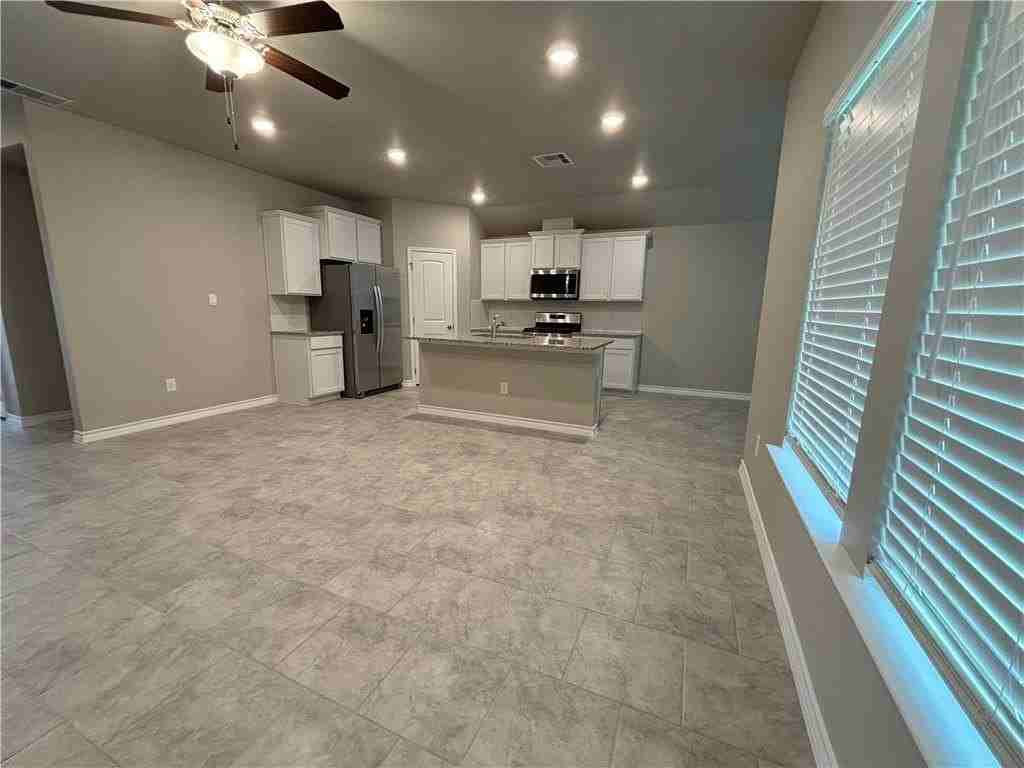 2243 Medusa Dr - Photo 5 of 12