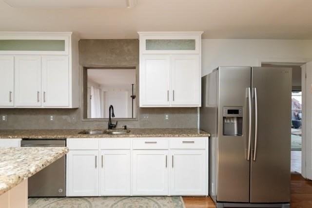 452 Delaine Dr - Photo 6 of 12