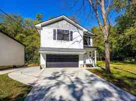featured image of 5143 Camargo Pike