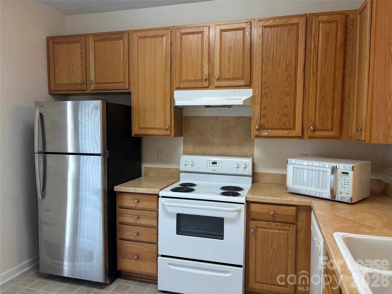 8708 Twined Creek Ln - Photo 6 of 19