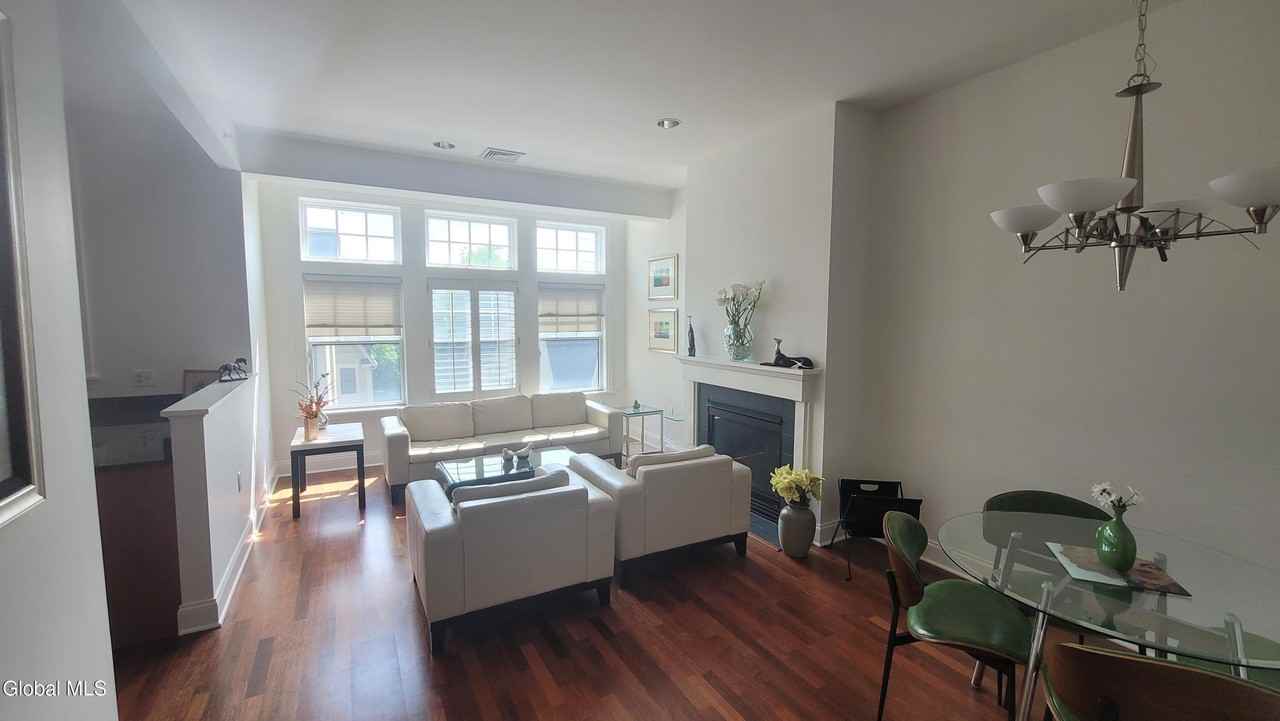 30 Whistler Ct #136 - Photo 4 of 15