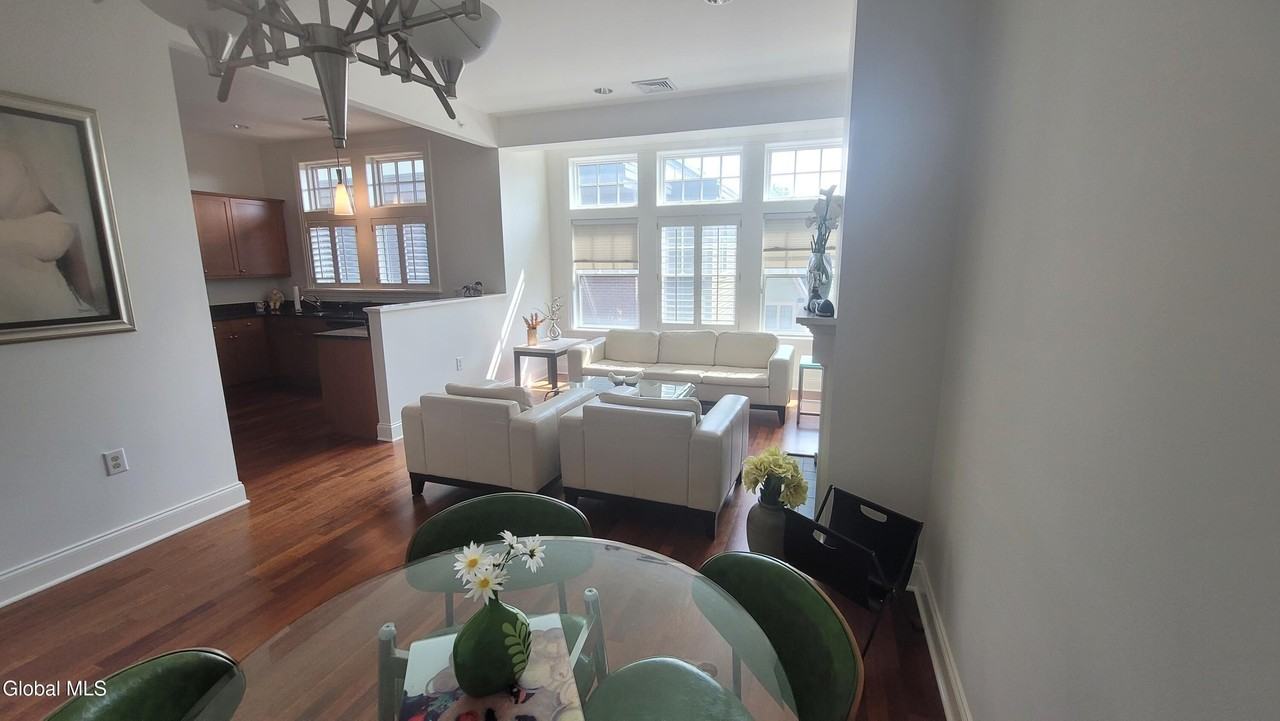 30 Whistler Ct #136 - Photo 6 of 15