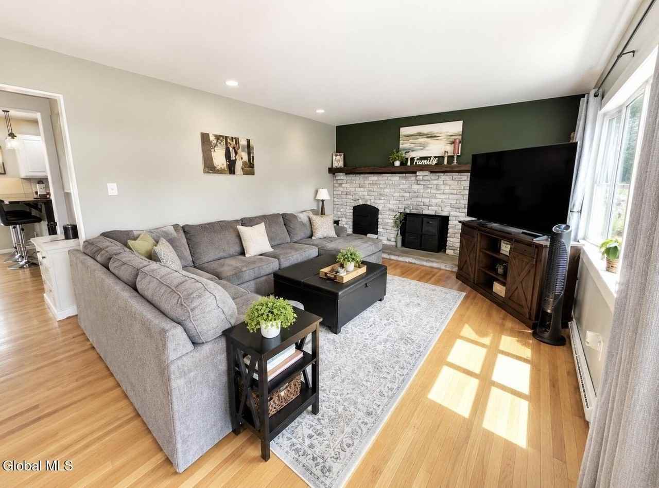 331 Grand Ave - Photo 2 of 15