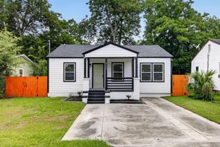 2136 Commander Rd - Photo 1 of 1