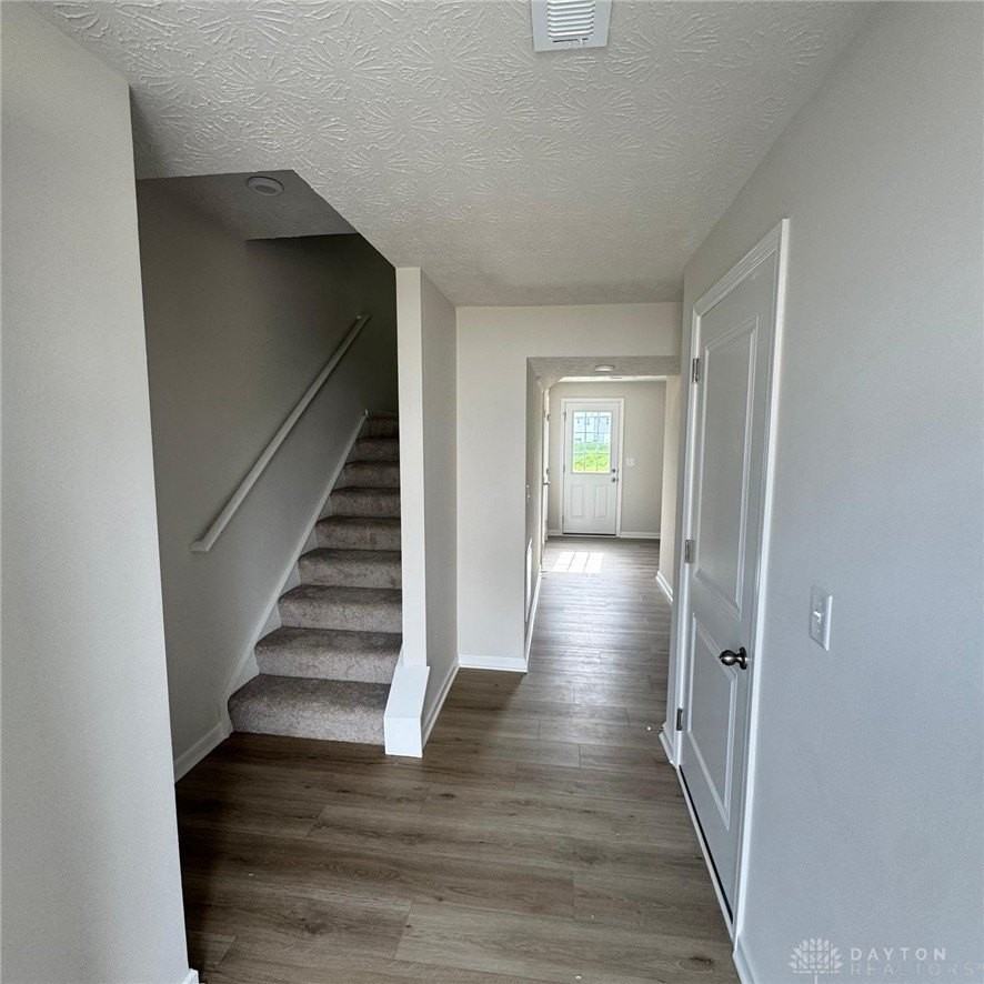 4034 Hemlock Ct - Photo 7 of 44
