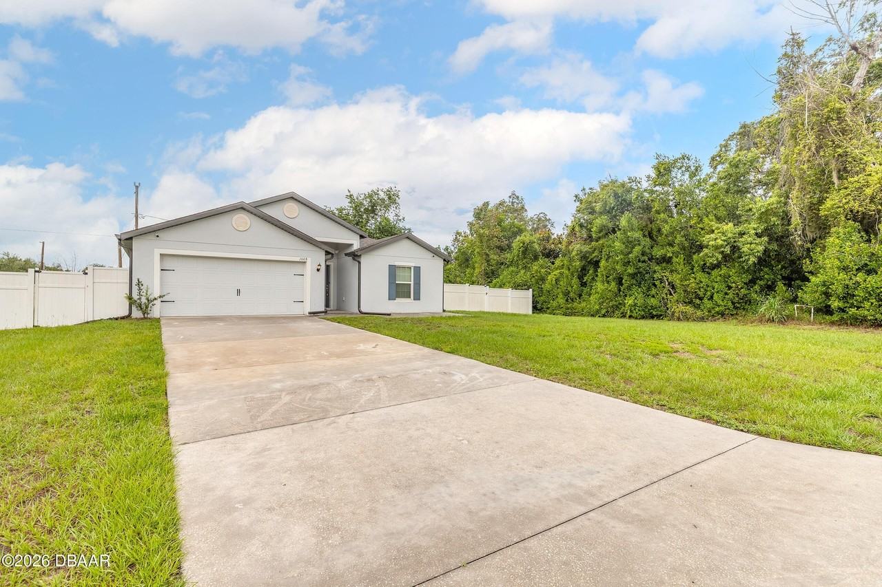 1009 Rosetta Dr - Photo 4 of 35
