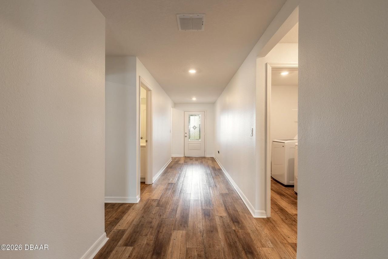 1009 Rosetta Dr - Photo 6 of 35