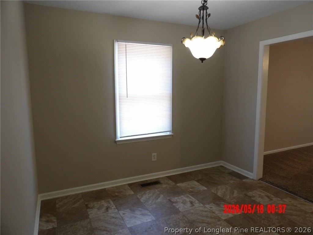 508 Farmview Dr - Photo 4 of 18