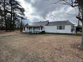 featured image of 2108 Centerville Church Rd