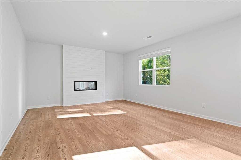 785 Summerwood Ln - Photo 7 of 38
