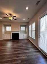 2568 Morehead St - Photo 6 of 19