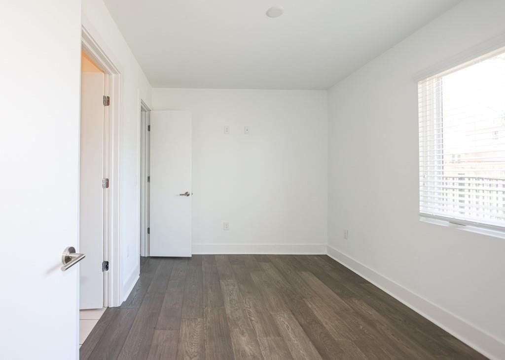 1145 Kirkwood Ave Se #14 - Photo 4 of 50