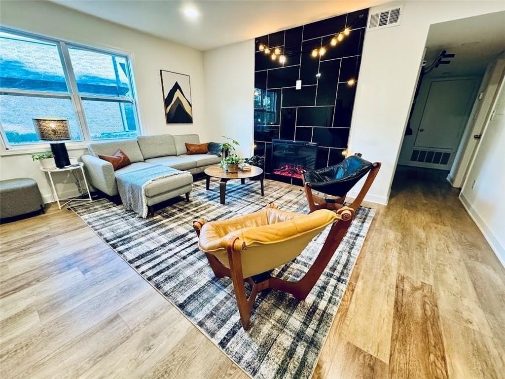 275 Winding River Dr #C - Photo 4 of 27