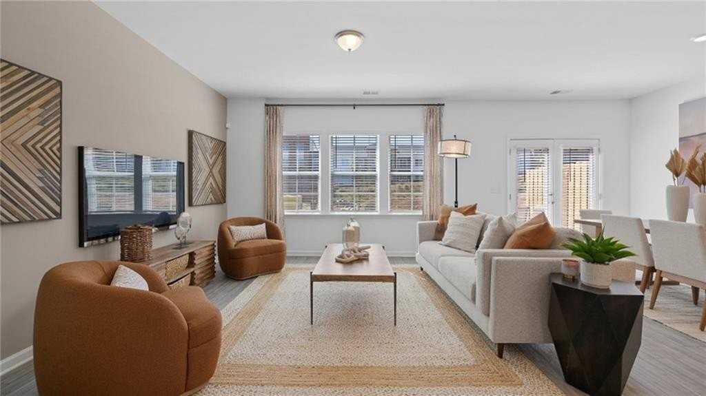130 Star Ct - Photo 2 of 16