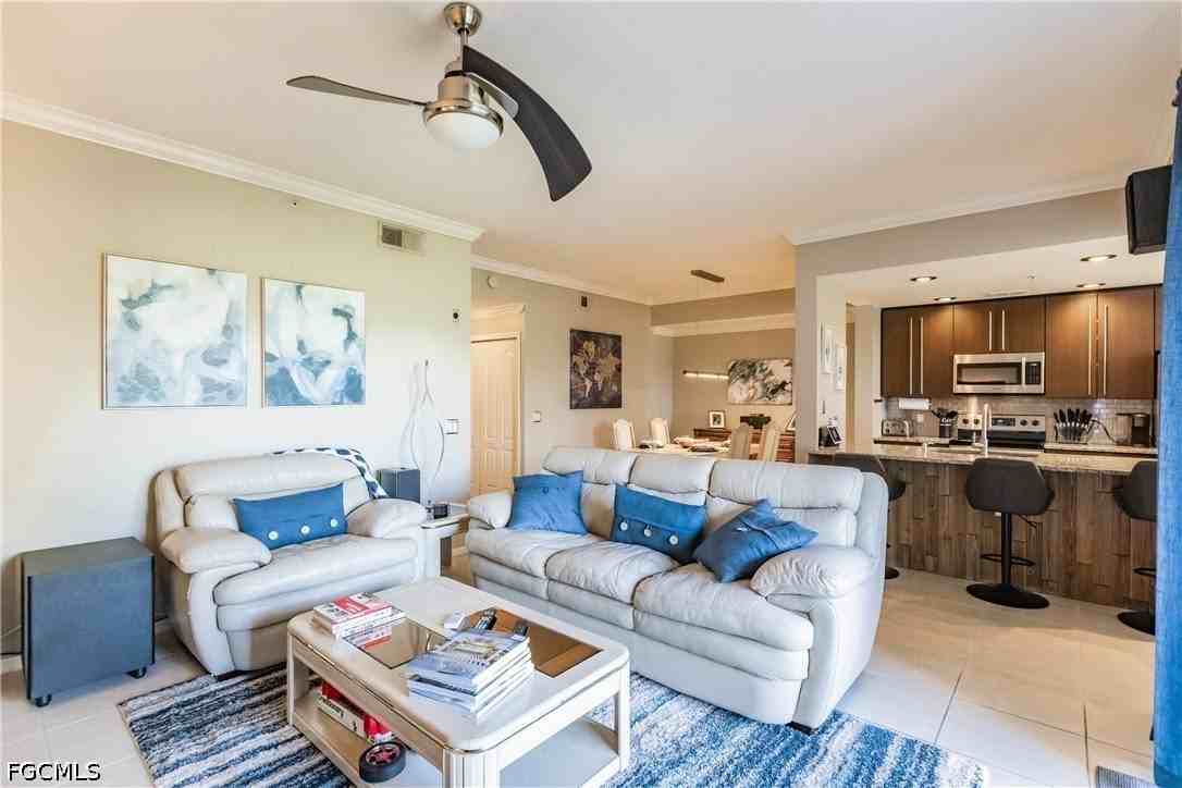 8331 Whiskey Preserve Cir #438 - Photo 7 of 40
