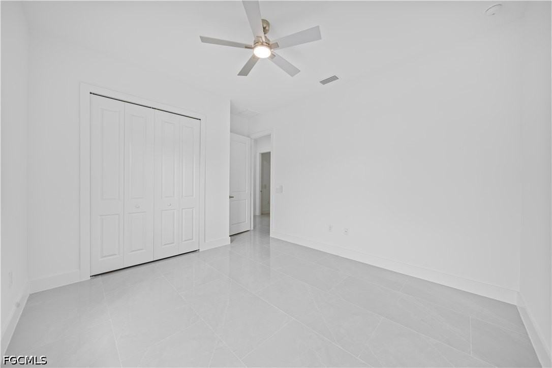 1502 Gretchen Ave S - Photo 2 of 23