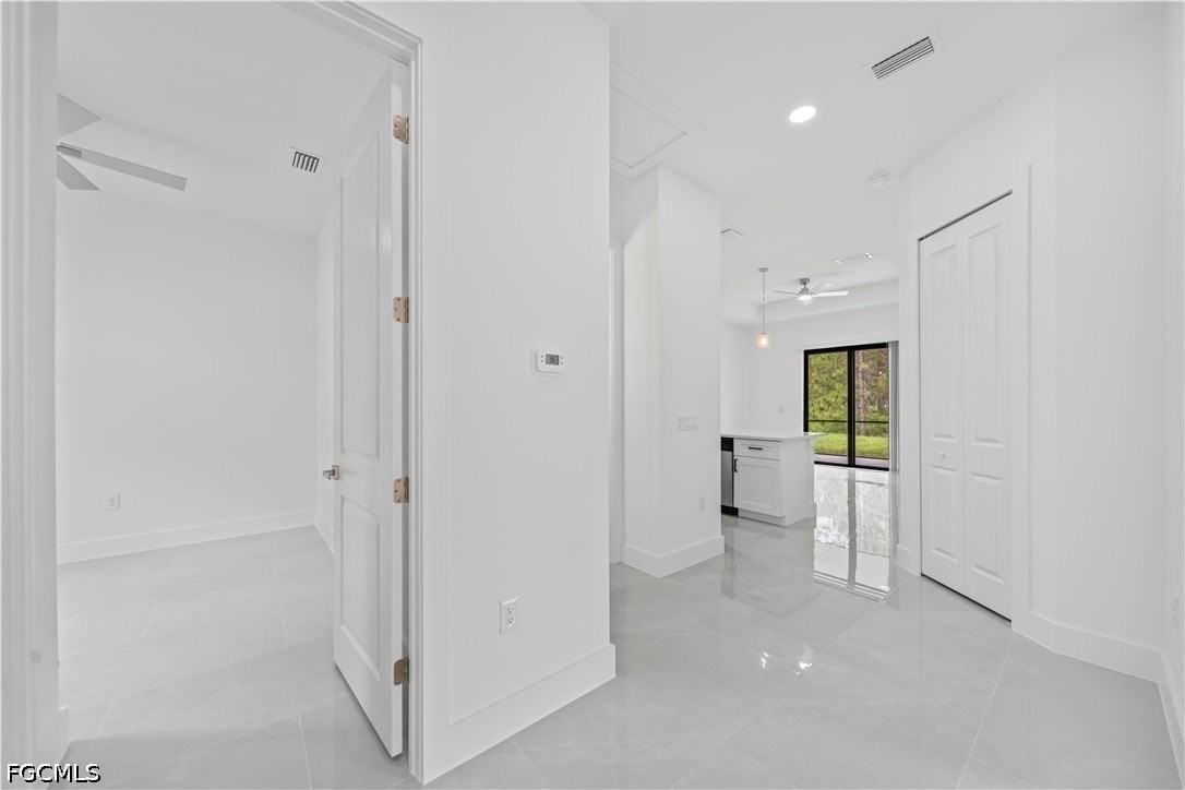1502 Gretchen Ave S - Photo 5 of 23