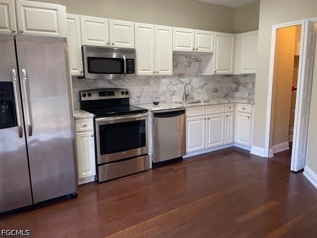 17563 Cherry Ridge Ln - Photo 2 of 19