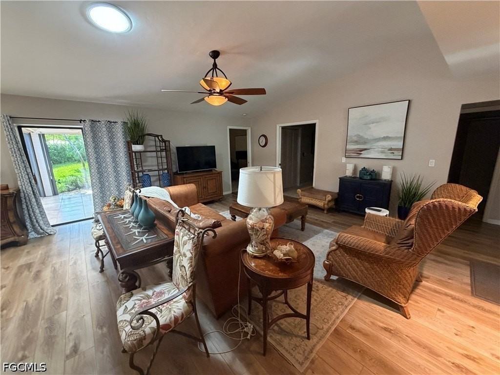 5883 Sand Oak Dr - Photo 3 of 28