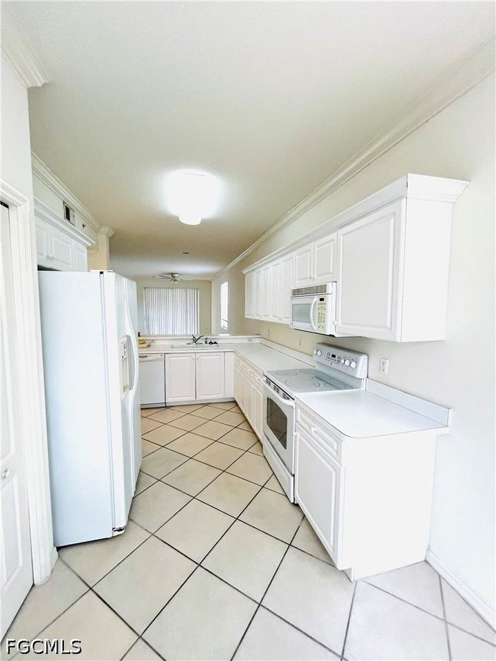 8450 Kingbird Loop #430 - Photo 4 of 21