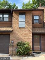 featured image of 2 Lafayette Ln