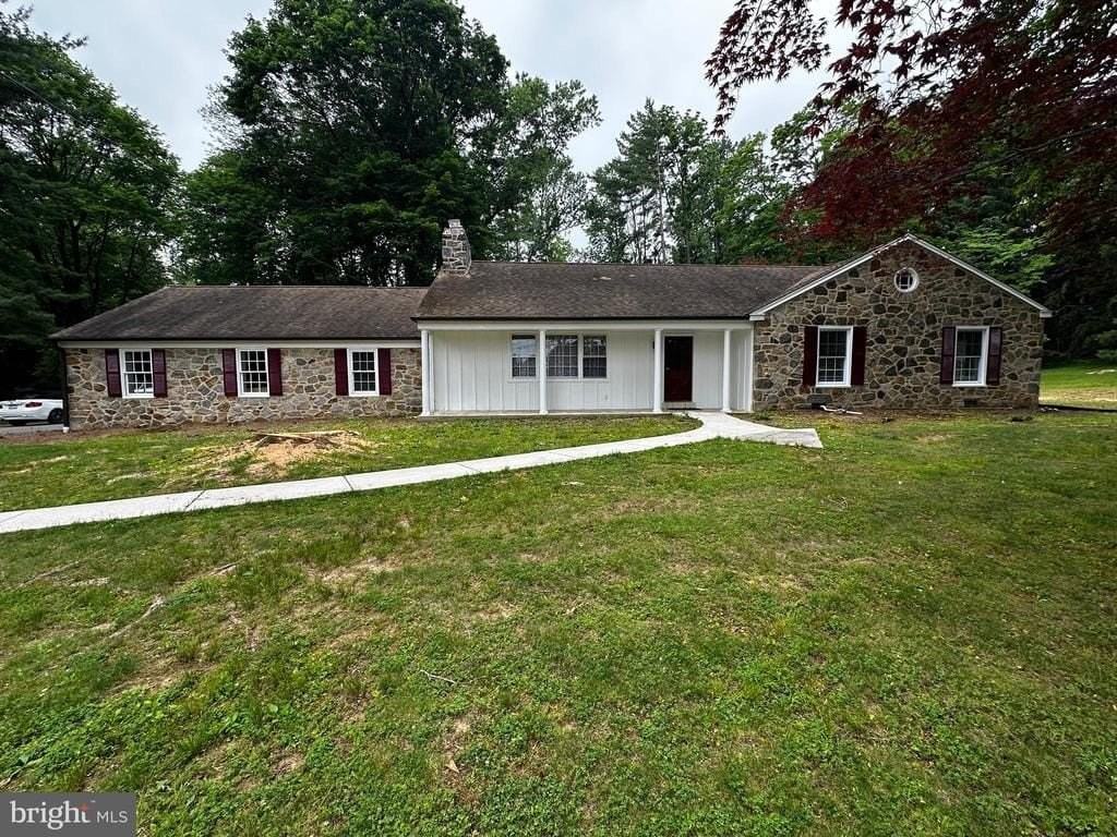 4 Smedley Dr - Photo 2 of 21