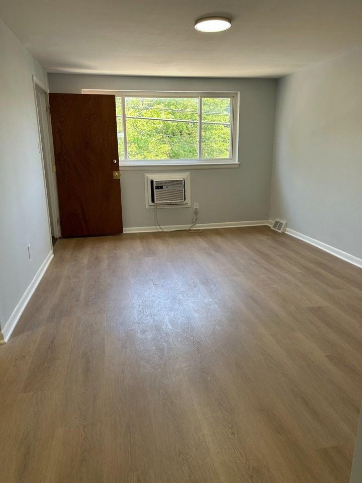 308 Burmont Rd