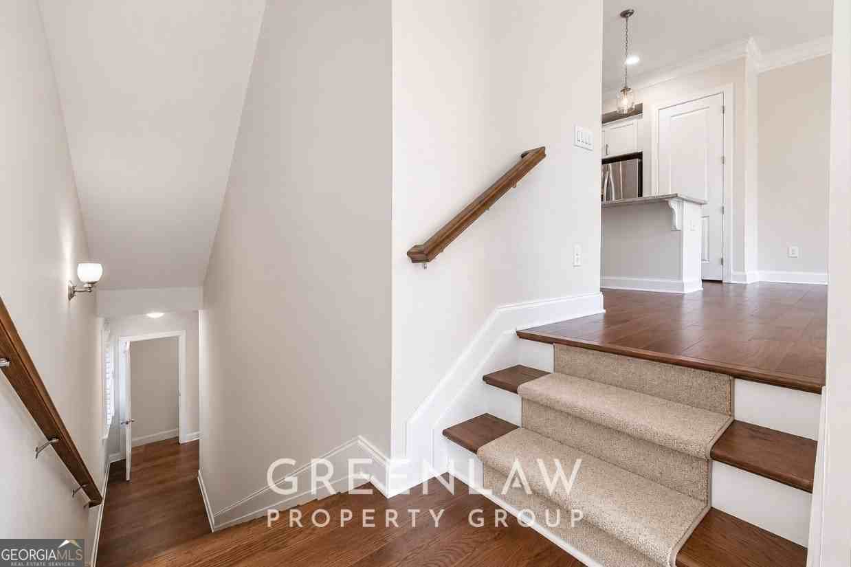 59 Winslow St - Photo 2 of 40