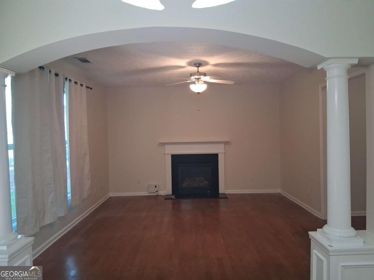 7068 Littlebrook Way - Photo 3 of 21