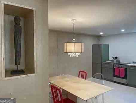 2511 Clairmont Rd Ne - Photo 6 of 20
