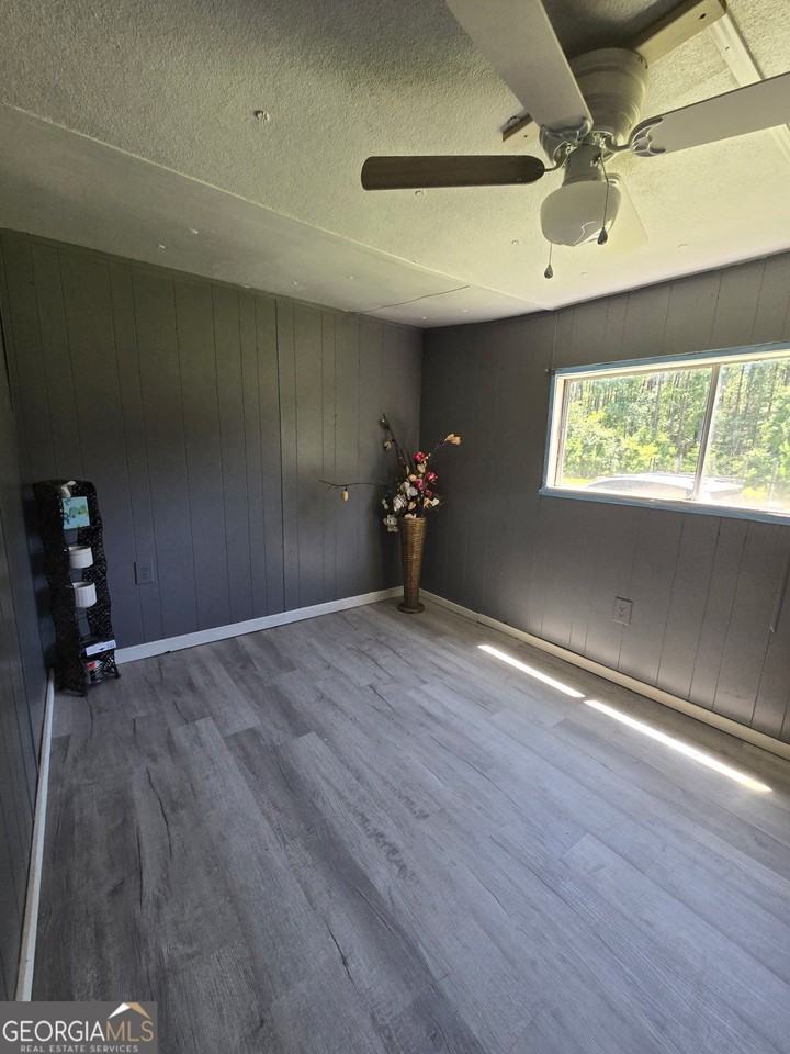 171 Bowen Rd #B - Photo 4 of 5