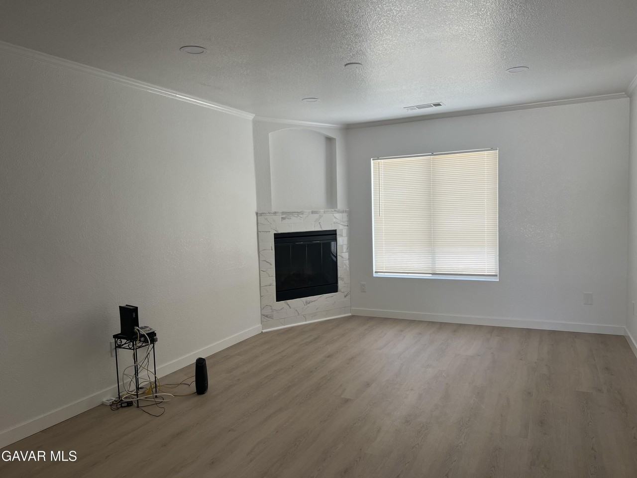 1943 Pengilley Ave - Photo 4 of 18