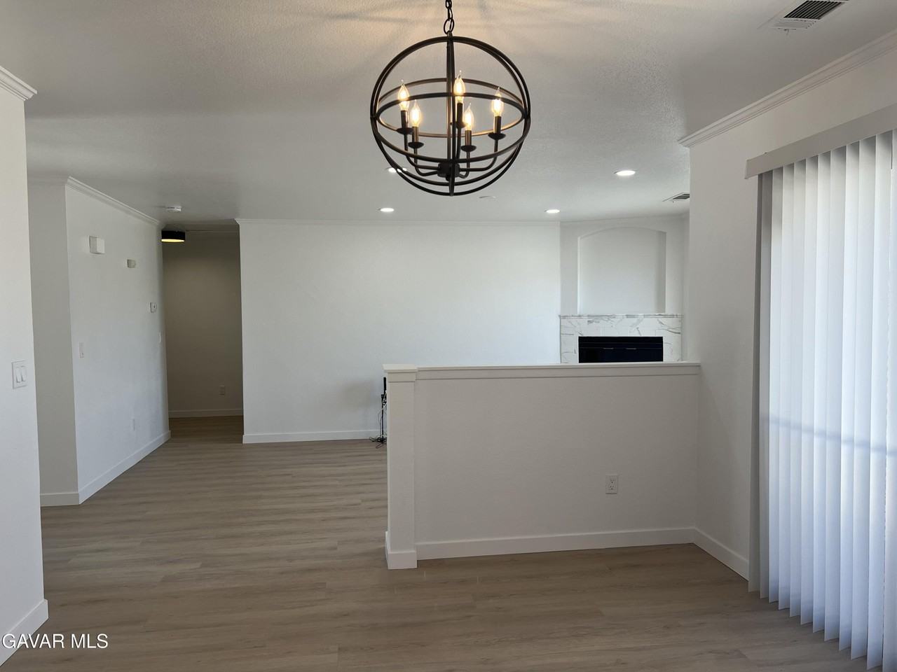 1943 Pengilley Ave - Photo 7 of 18