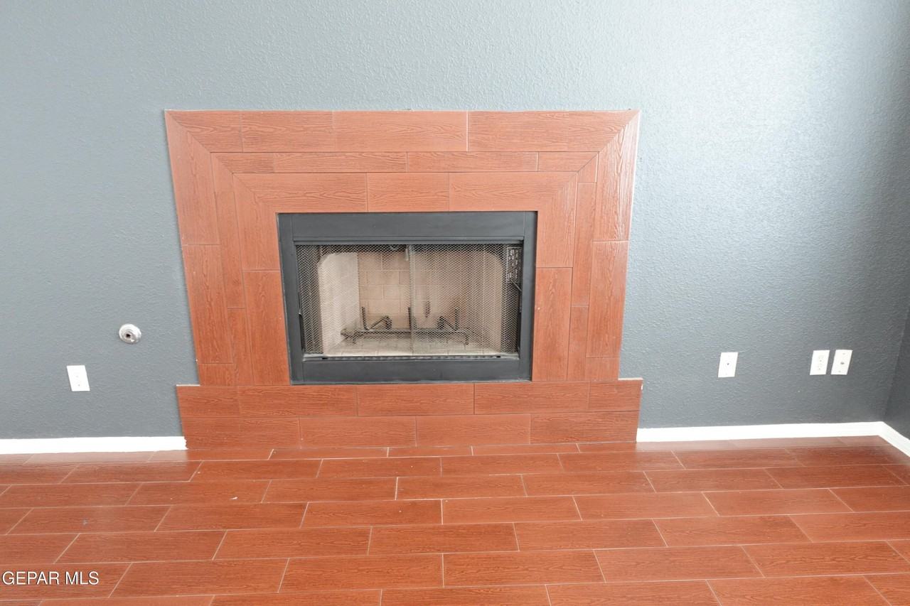 1452 Michelangelo Dr - Photo 3 of 23