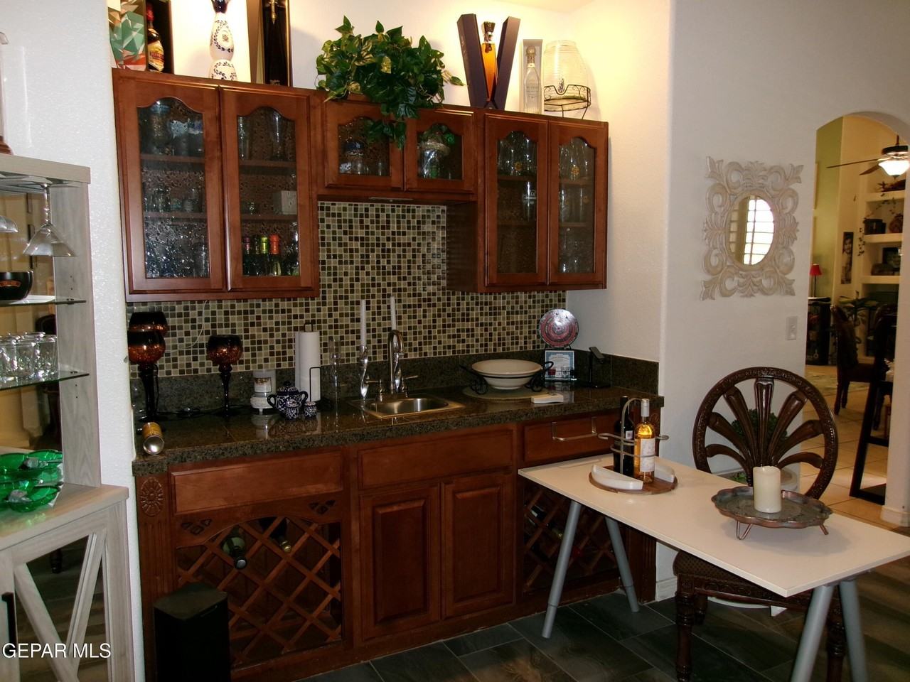 5833 Angel St - Photo 7 of 41