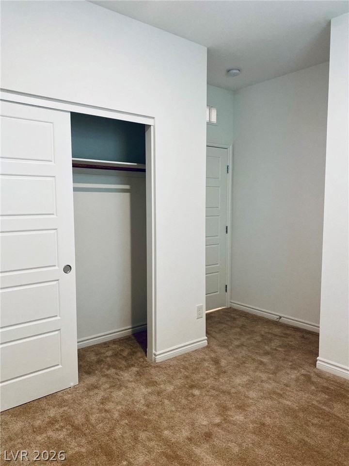 4457 Sawyer Ridge St - Photo 3 of 32