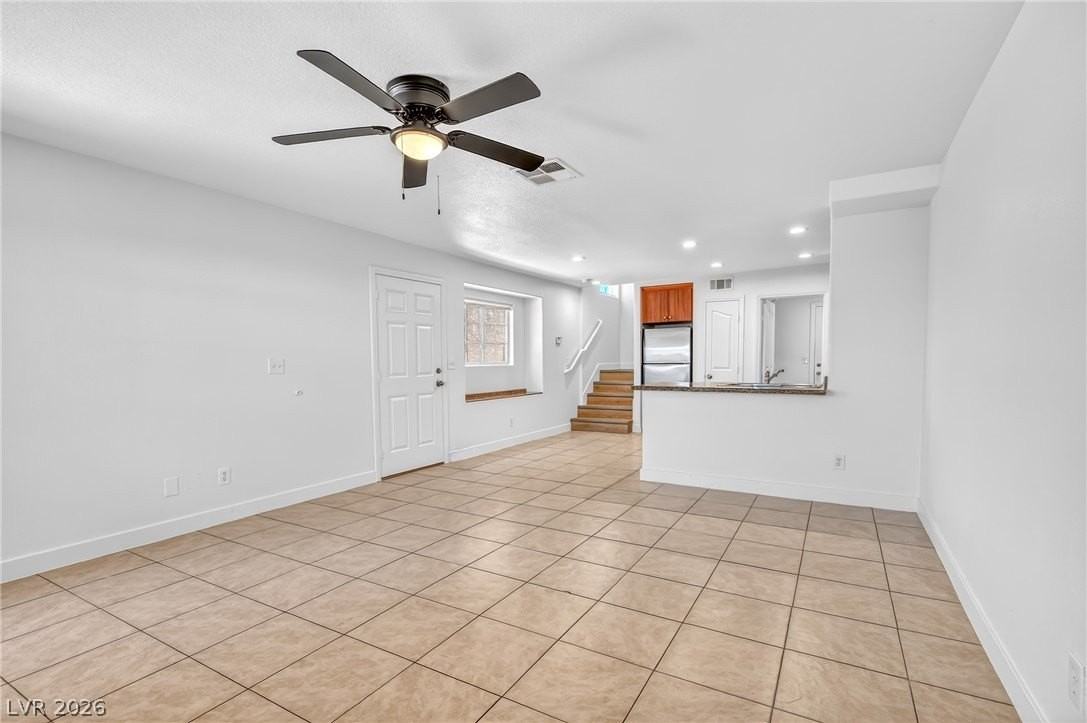 3021 Aloha Ave - Photo 5 of 25