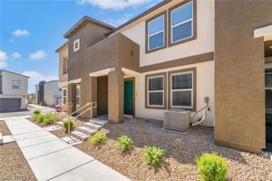 featured image of 4826 Wine Ridge Ave
