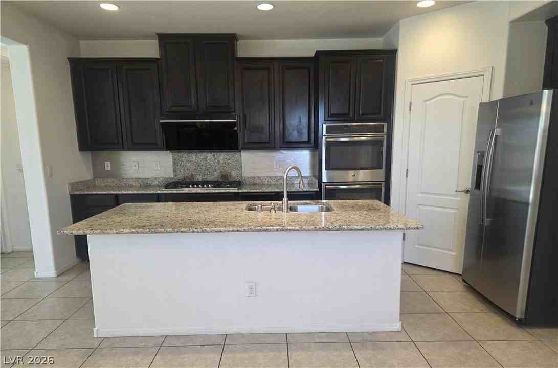 3385 Graceful Orchid St - Photo 4 of 33