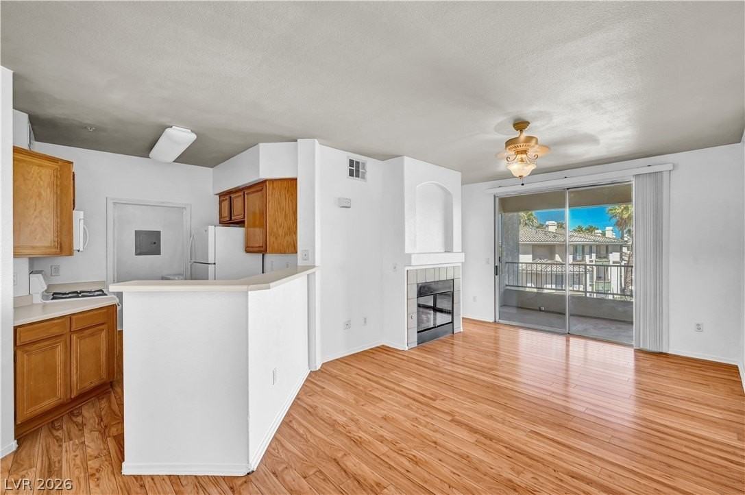 7147 S Durango Dr #308 - Photo 4 of 31